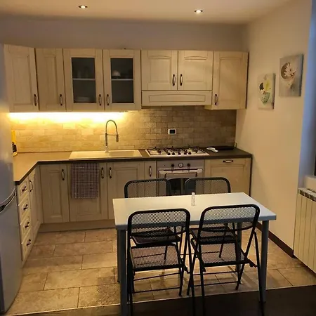 Apartment Benvenuti A Casa Emagal A Due Passi Dal Fiume *