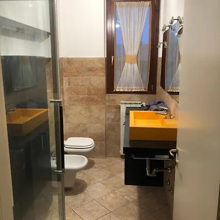 Benvenuti A Casa Emagal A Due Passi Dal Fiume Apartment *