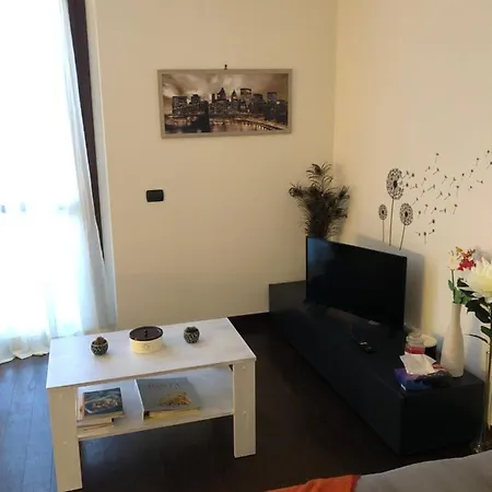Apartment Benvenuti A Casa Emagal A Due Passi Dal Fiume