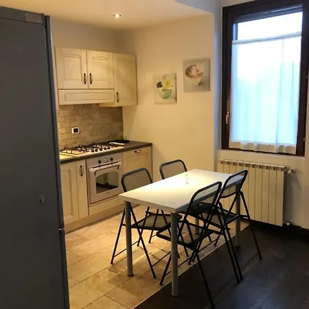 Benvenuti A Casa Emagal A Due Passi Dal Fiume Apartment Sesto Calende